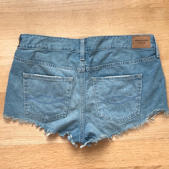 Abercrombie&Fitch jean shorts - Picture 2 of 4